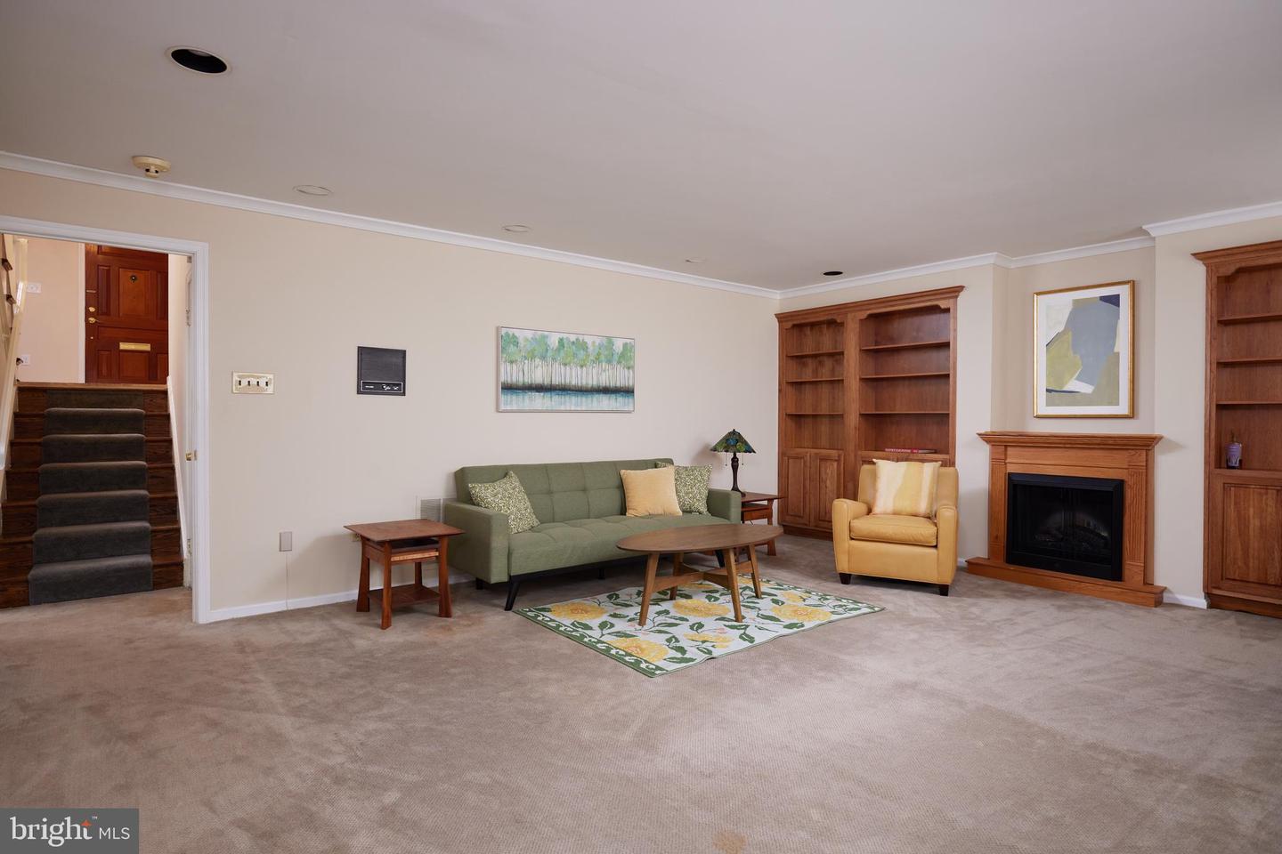 2712 UNICORN LN NW, WASHINGTON, District Of Columbia 20015, 4 Bedrooms Bedrooms, ,3 BathroomsBathrooms,Residential,For sale,2712 UNICORN LN NW,DCDC2192270 MLS # DCDC2192270
