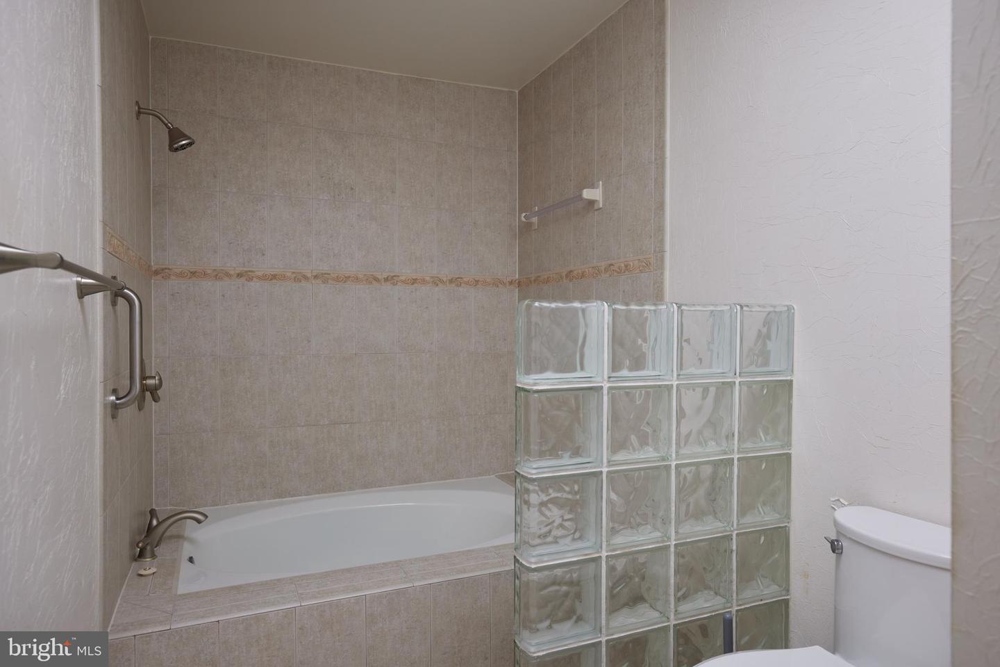 2712 UNICORN LN NW, WASHINGTON, District Of Columbia 20015, 4 Bedrooms Bedrooms, ,3 BathroomsBathrooms,Residential,For sale,2712 UNICORN LN NW,DCDC2192270 MLS # DCDC2192270