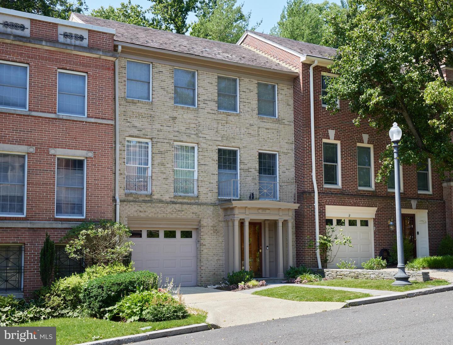 2712 UNICORN LN NW, WASHINGTON, District Of Columbia 20015, 4 Bedrooms Bedrooms, ,3 BathroomsBathrooms,Residential,For sale,2712 UNICORN LN NW,DCDC2192270 MLS # DCDC2192270