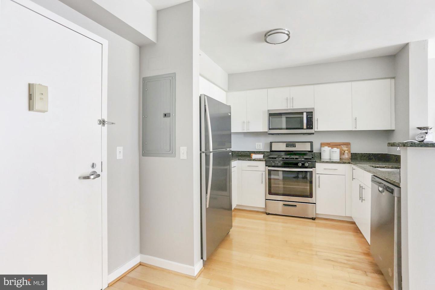 1000 NEW JERSEY AVE SE #516, WASHINGTON, District Of Columbia 20003, 1 Bedroom Bedrooms, ,1 BathroomBathrooms,Residential,For sale,1000 NEW JERSEY AVE SE #516,DCDC2193518 MLS # DCDC2193518