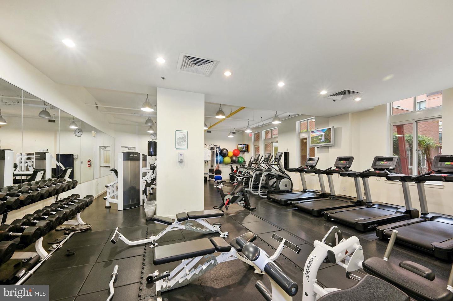 1000 NEW JERSEY AVE SE #516, WASHINGTON, District Of Columbia 20003, 1 Bedroom Bedrooms, ,1 BathroomBathrooms,Residential,For sale,1000 NEW JERSEY AVE SE #516,DCDC2193518 MLS # DCDC2193518