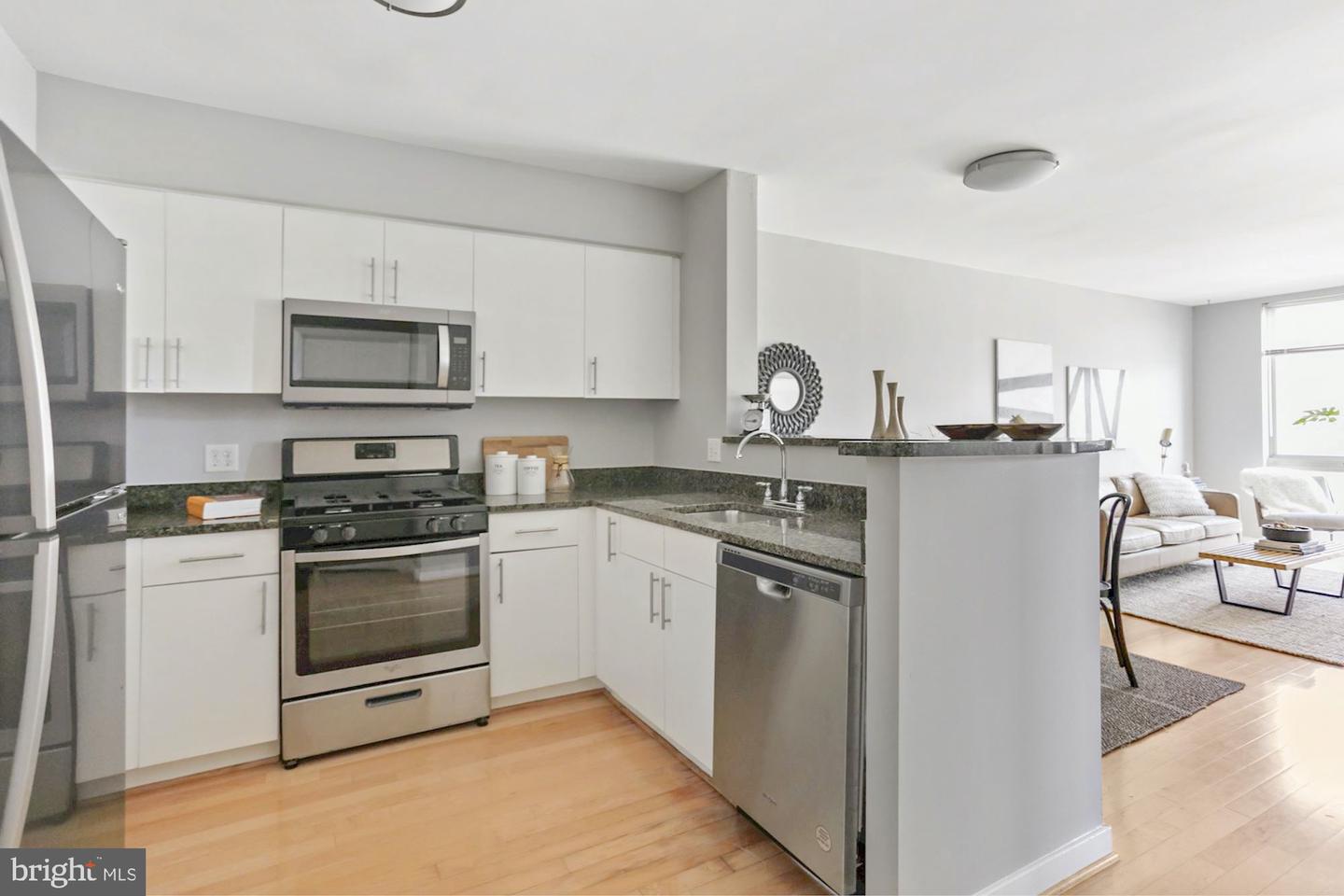 1000 NEW JERSEY AVE SE #516, WASHINGTON, District Of Columbia 20003, 1 Bedroom Bedrooms, ,1 BathroomBathrooms,Residential,For sale,1000 NEW JERSEY AVE SE #516,DCDC2193518 MLS # DCDC2193518