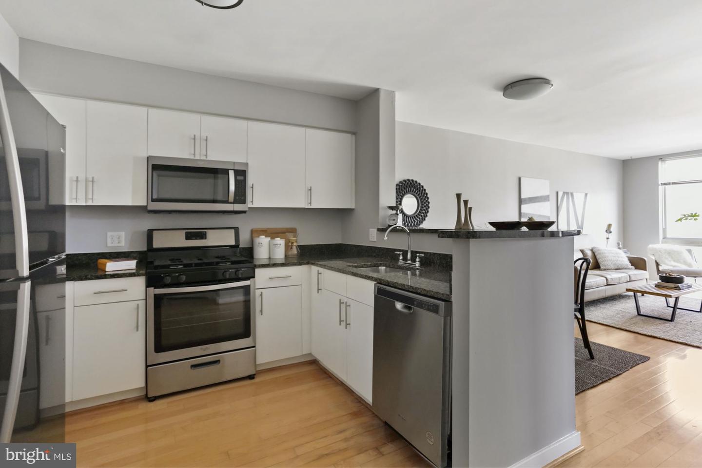 1000 NEW JERSEY AVE SE #516, WASHINGTON, District Of Columbia 20003, 1 Bedroom Bedrooms, ,1 BathroomBathrooms,Residential,For sale,1000 NEW JERSEY AVE SE #516,DCDC2193518 MLS # DCDC2193518