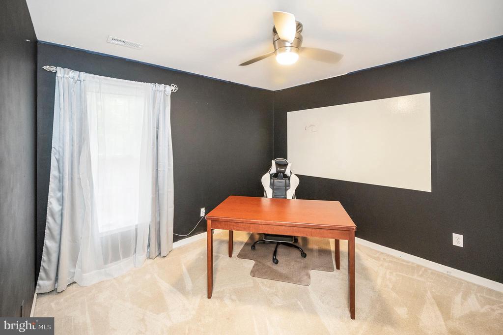 403 WESTOVER PKWY, LOCUST GROVE, Virginia 22508, 3 Bedrooms Bedrooms, ,2 BathroomsBathrooms,Residential,NONE AVAILABLE,403 WESTOVER PKWY,VAOR2010146 MLS # VAOR2010146