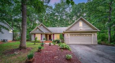 403 WESTOVER PKWY, LOCUST GROVE, Virginia 22508, 3 Bedrooms Bedrooms, ,2 BathroomsBathrooms,Residential,NONE AVAILABLE,403 WESTOVER PKWY,VAOR2010146 MLS # VAOR2010146