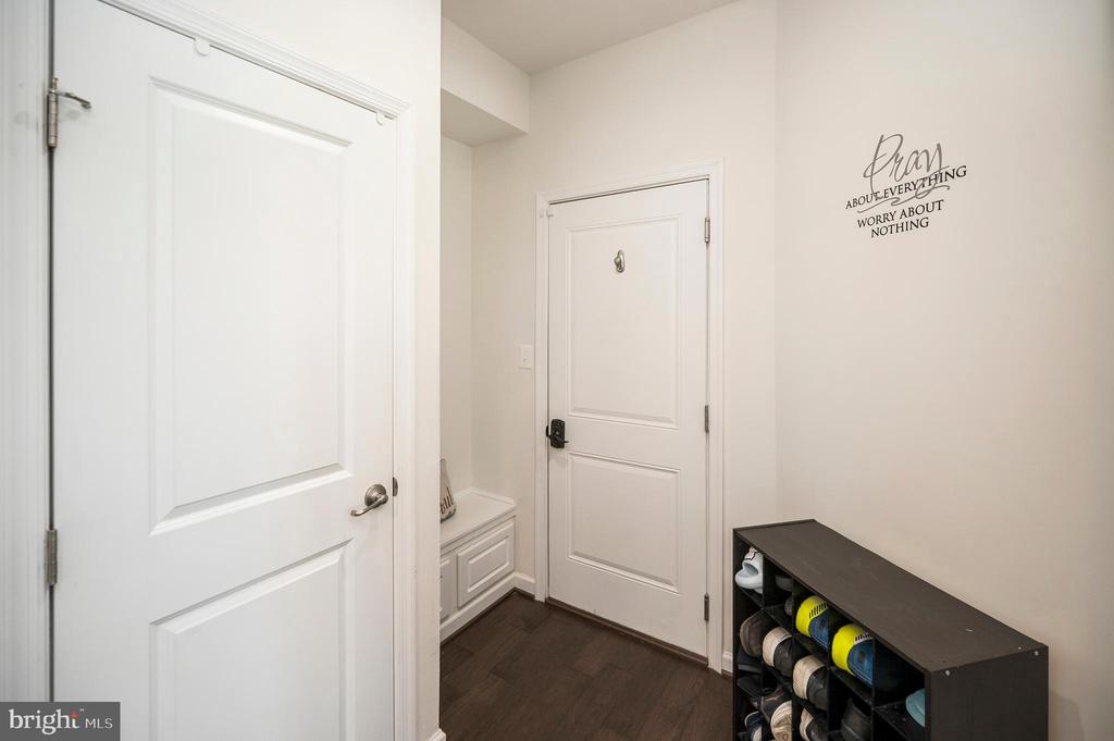 10512 NAPOLEON ST, FREDERICKSBURG, Virginia 22408, 4 Bedrooms Bedrooms, ,4 BathroomsBathrooms,Residential,10512 NAPOLEON ST,VASP2034664 MLS # VASP2034664
