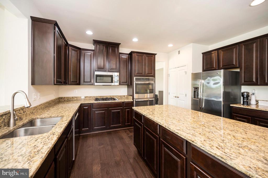 10512 NAPOLEON ST, FREDERICKSBURG, Virginia 22408, 4 Bedrooms Bedrooms, ,4 BathroomsBathrooms,Residential,10512 NAPOLEON ST,VASP2034664 MLS # VASP2034664
