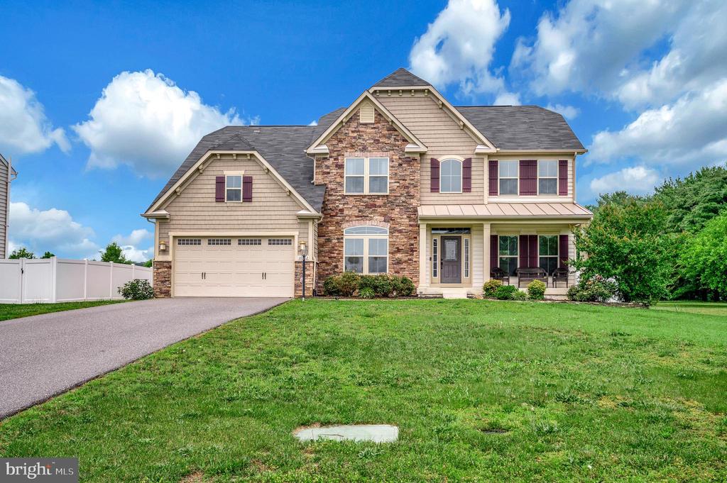10512 NAPOLEON ST, FREDERICKSBURG, Virginia 22408, 4 Bedrooms Bedrooms, ,4 BathroomsBathrooms,Residential,10512 NAPOLEON ST,VASP2034664 MLS # VASP2034664