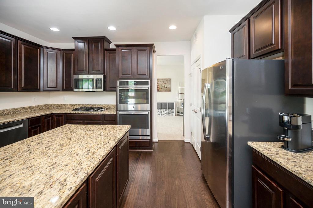 10512 NAPOLEON ST, FREDERICKSBURG, Virginia 22408, 4 Bedrooms Bedrooms, ,4 BathroomsBathrooms,Residential,10512 NAPOLEON ST,VASP2034664 MLS # VASP2034664