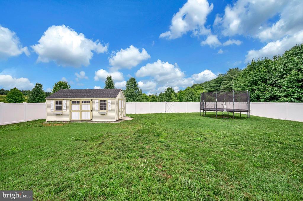 10512 NAPOLEON ST, FREDERICKSBURG, Virginia 22408, 4 Bedrooms Bedrooms, ,4 BathroomsBathrooms,Residential,10512 NAPOLEON ST,VASP2034664 MLS # VASP2034664
