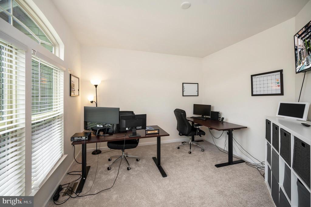 10512 NAPOLEON ST, FREDERICKSBURG, Virginia 22408, 4 Bedrooms Bedrooms, ,4 BathroomsBathrooms,Residential,10512 NAPOLEON ST,VASP2034664 MLS # VASP2034664