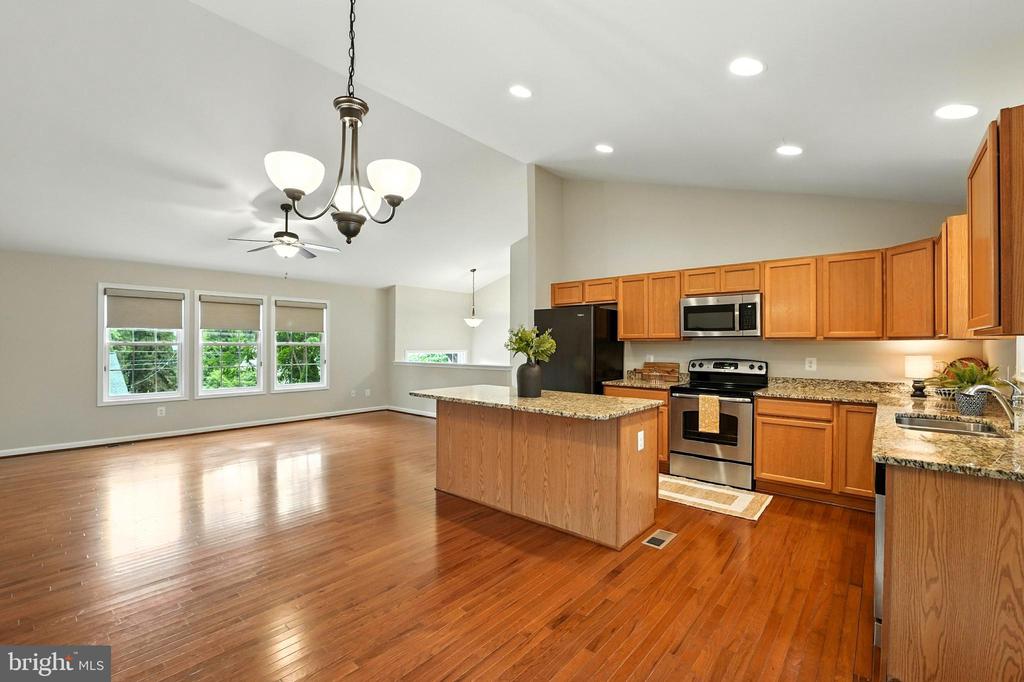 280 ALEXANDRIA PIKE, WARRENTON, Virginia 20186, 3 Bedrooms Bedrooms, ,3 BathroomsBathrooms,Residential,280 ALEXANDRIA PIKE,VAFQ2017428 MLS # VAFQ2017428