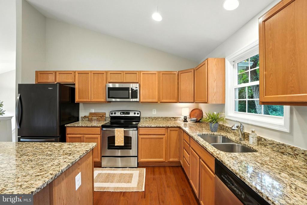 280 ALEXANDRIA PIKE, WARRENTON, Virginia 20186, 3 Bedrooms Bedrooms, ,3 BathroomsBathrooms,Residential,280 ALEXANDRIA PIKE,VAFQ2017428 MLS # VAFQ2017428