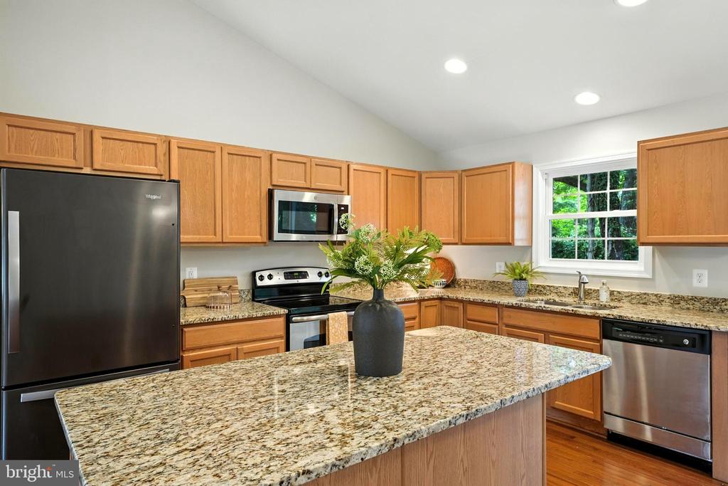 280 ALEXANDRIA PIKE, WARRENTON, Virginia 20186, 3 Bedrooms Bedrooms, ,3 BathroomsBathrooms,Residential,280 ALEXANDRIA PIKE,VAFQ2017428 MLS # VAFQ2017428