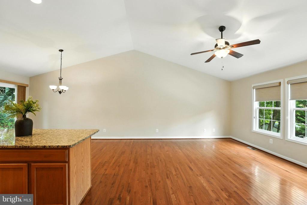 280 ALEXANDRIA PIKE, WARRENTON, Virginia 20186, 3 Bedrooms Bedrooms, ,3 BathroomsBathrooms,Residential,280 ALEXANDRIA PIKE,VAFQ2017428 MLS # VAFQ2017428
