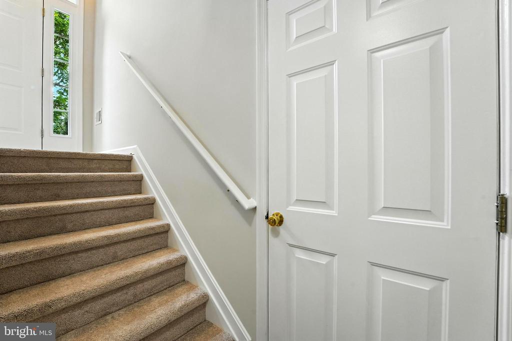 280 ALEXANDRIA PIKE, WARRENTON, Virginia 20186, 3 Bedrooms Bedrooms, ,3 BathroomsBathrooms,Residential,280 ALEXANDRIA PIKE,VAFQ2017428 MLS # VAFQ2017428