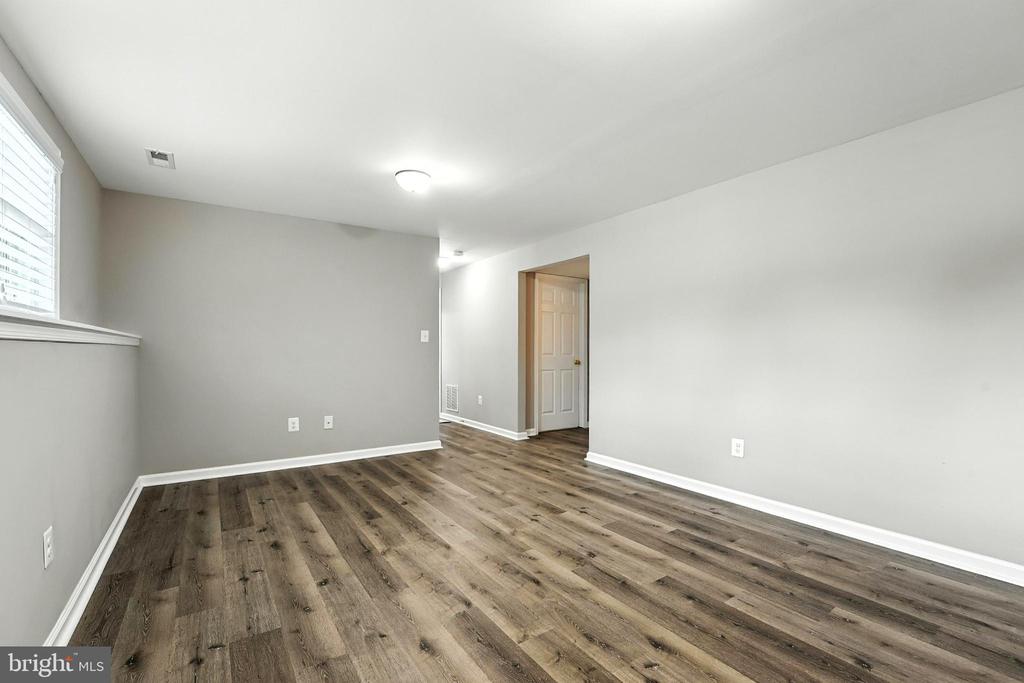 280 ALEXANDRIA PIKE, WARRENTON, Virginia 20186, 3 Bedrooms Bedrooms, ,3 BathroomsBathrooms,Residential,280 ALEXANDRIA PIKE,VAFQ2017428 MLS # VAFQ2017428