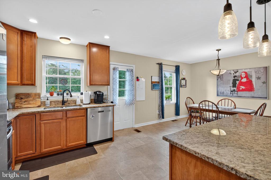 6727 WILLOWBROOK DR, BEALETON, Virginia, 3 Bedrooms Bedrooms, ,3 BathroomsBathrooms,Residential,6727 WILLOWBROOK DR,VAFQ2017470 MLS # VAFQ2017470