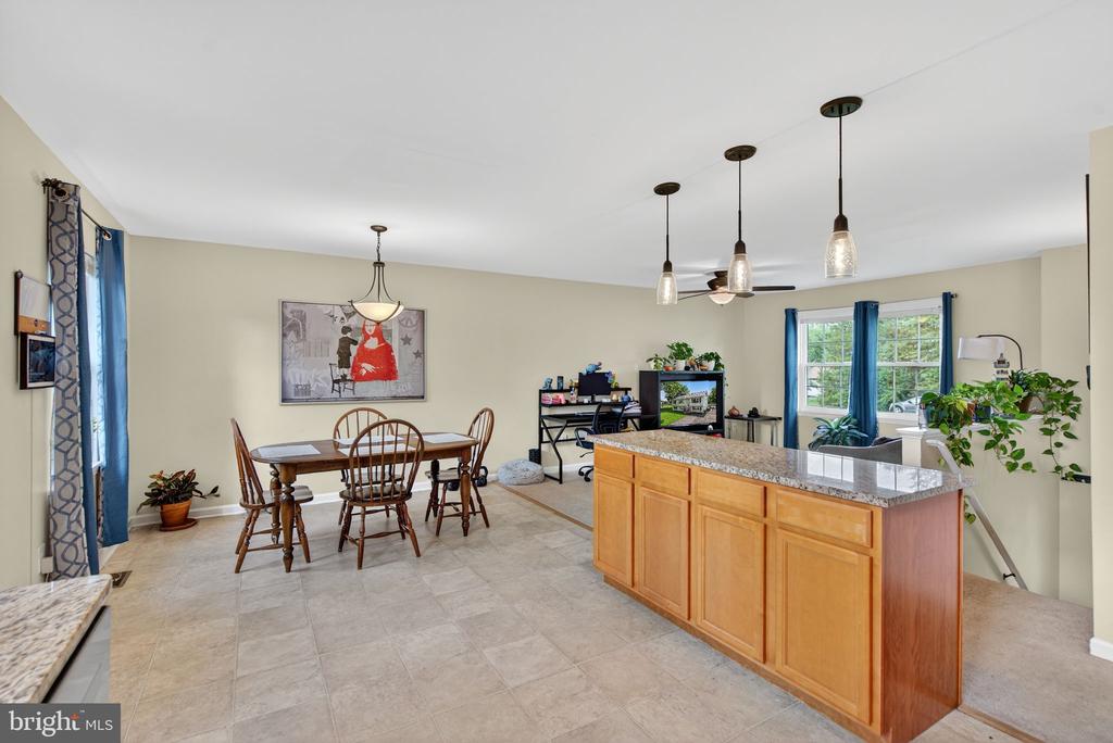 6727 WILLOWBROOK DR, BEALETON, Virginia, 3 Bedrooms Bedrooms, ,3 BathroomsBathrooms,Residential,6727 WILLOWBROOK DR,VAFQ2017470 MLS # VAFQ2017470