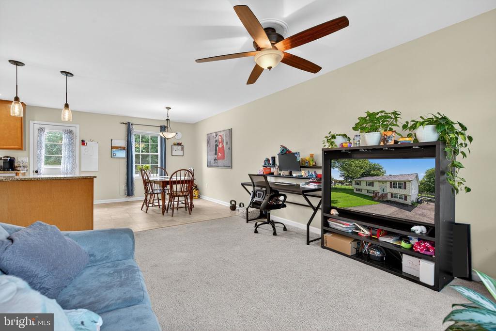 6727 WILLOWBROOK DR, BEALETON, Virginia, 3 Bedrooms Bedrooms, ,3 BathroomsBathrooms,Residential,6727 WILLOWBROOK DR,VAFQ2017470 MLS # VAFQ2017470