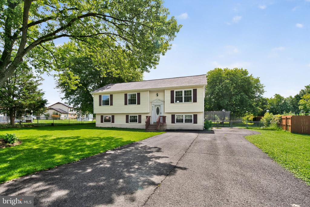6727 WILLOWBROOK DR, BEALETON, Virginia, 3 Bedrooms Bedrooms, ,3 BathroomsBathrooms,Residential,6727 WILLOWBROOK DR,VAFQ2017470 MLS # VAFQ2017470