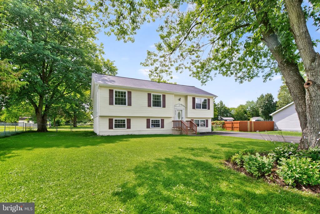 6727 WILLOWBROOK DR, BEALETON, Virginia, 3 Bedrooms Bedrooms, ,3 BathroomsBathrooms,Residential,6727 WILLOWBROOK DR,VAFQ2017470 MLS # VAFQ2017470