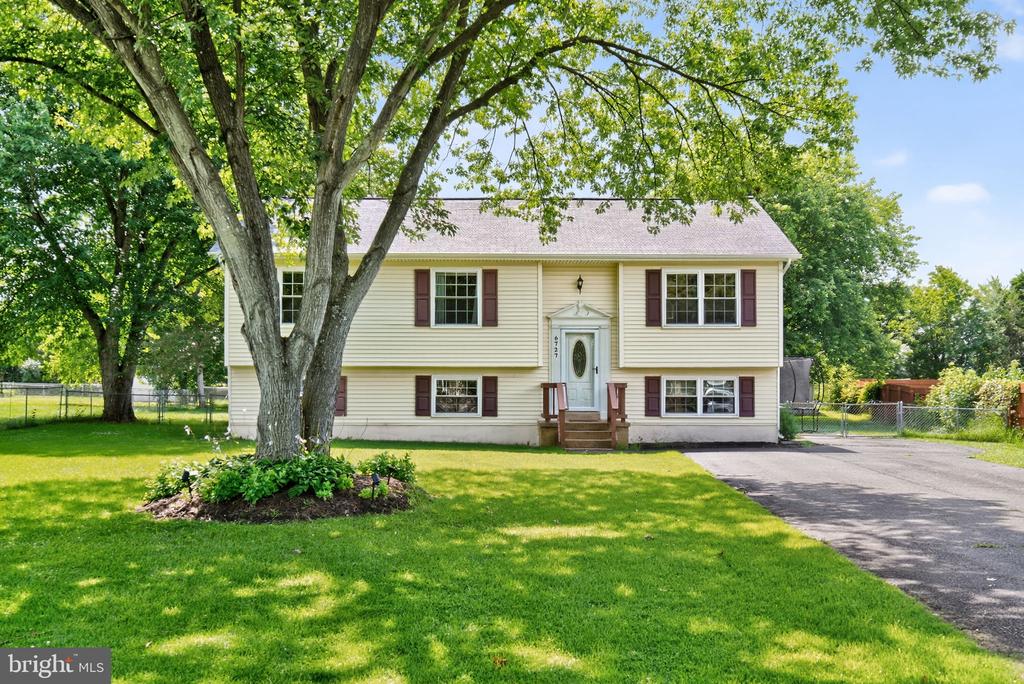 6727 WILLOWBROOK DR, BEALETON, Virginia, 3 Bedrooms Bedrooms, ,3 BathroomsBathrooms,Residential,6727 WILLOWBROOK DR,VAFQ2017470 MLS # VAFQ2017470
