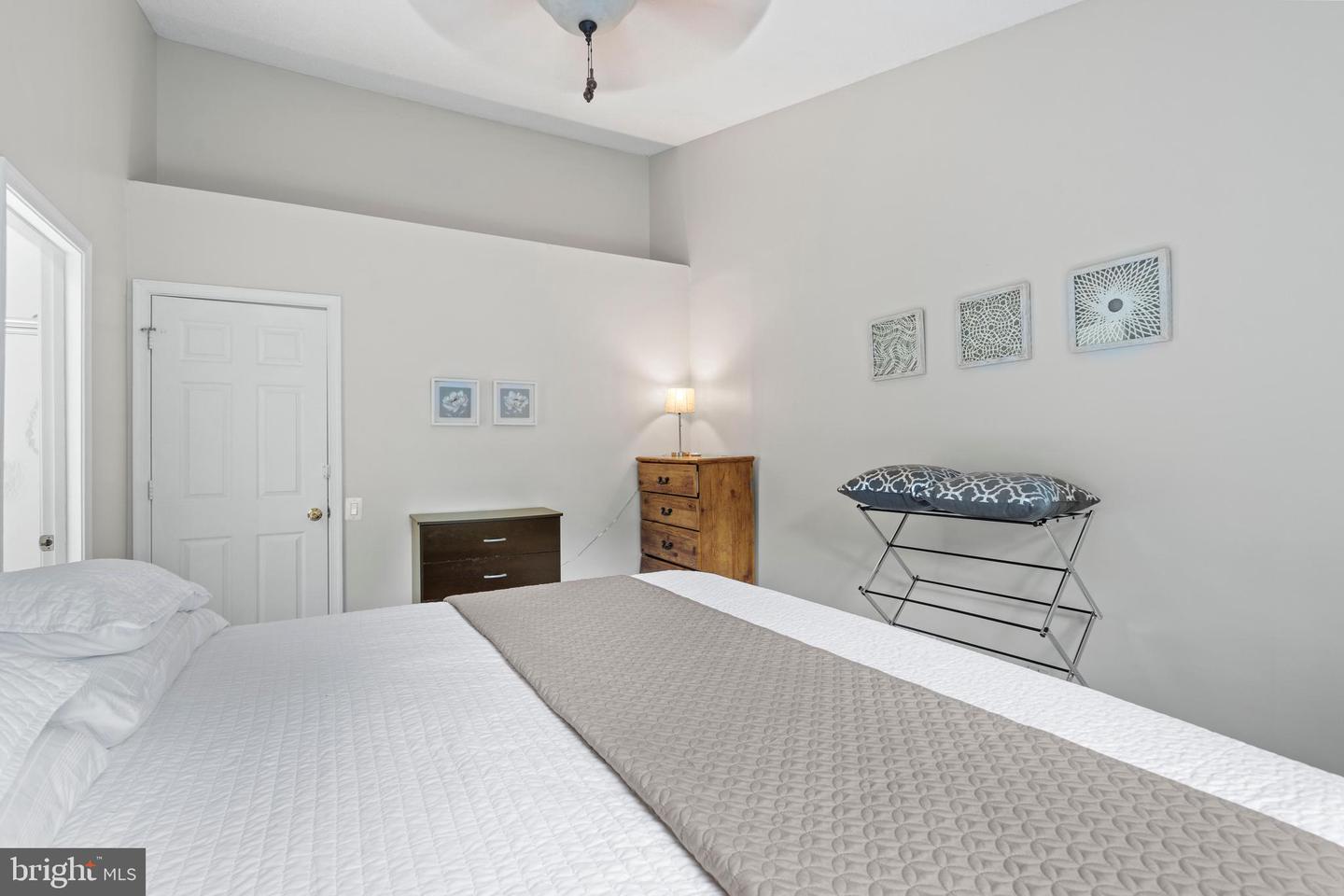 43774 LABURNUM SQ, ASHBURN, Virginia 20147, 3 Bedrooms Bedrooms, ,2 BathroomsBathrooms,Residential,For sale,43774 LABURNUM SQ,VALO2093714 MLS # VALO2093714