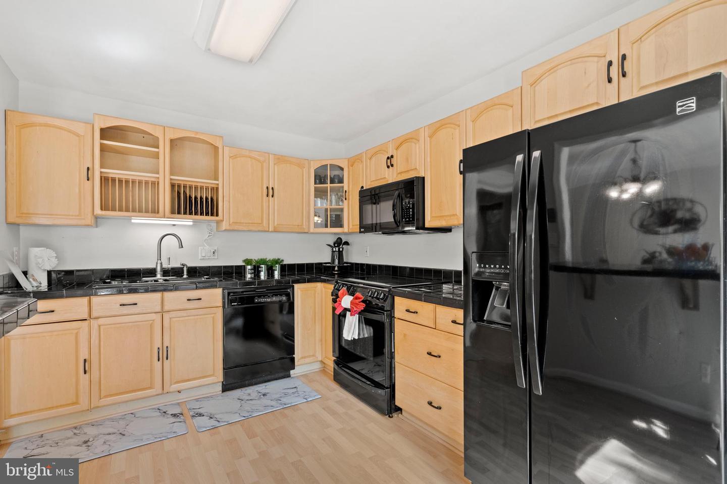 43774 LABURNUM SQ, ASHBURN, Virginia 20147, 3 Bedrooms Bedrooms, ,2 BathroomsBathrooms,Residential,For sale,43774 LABURNUM SQ,VALO2093714 MLS # VALO2093714