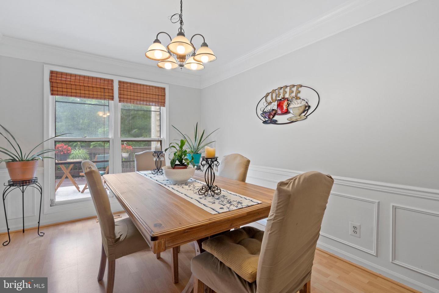 43774 LABURNUM SQ, ASHBURN, Virginia 20147, 3 Bedrooms Bedrooms, ,2 BathroomsBathrooms,Residential,For sale,43774 LABURNUM SQ,VALO2093714 MLS # VALO2093714