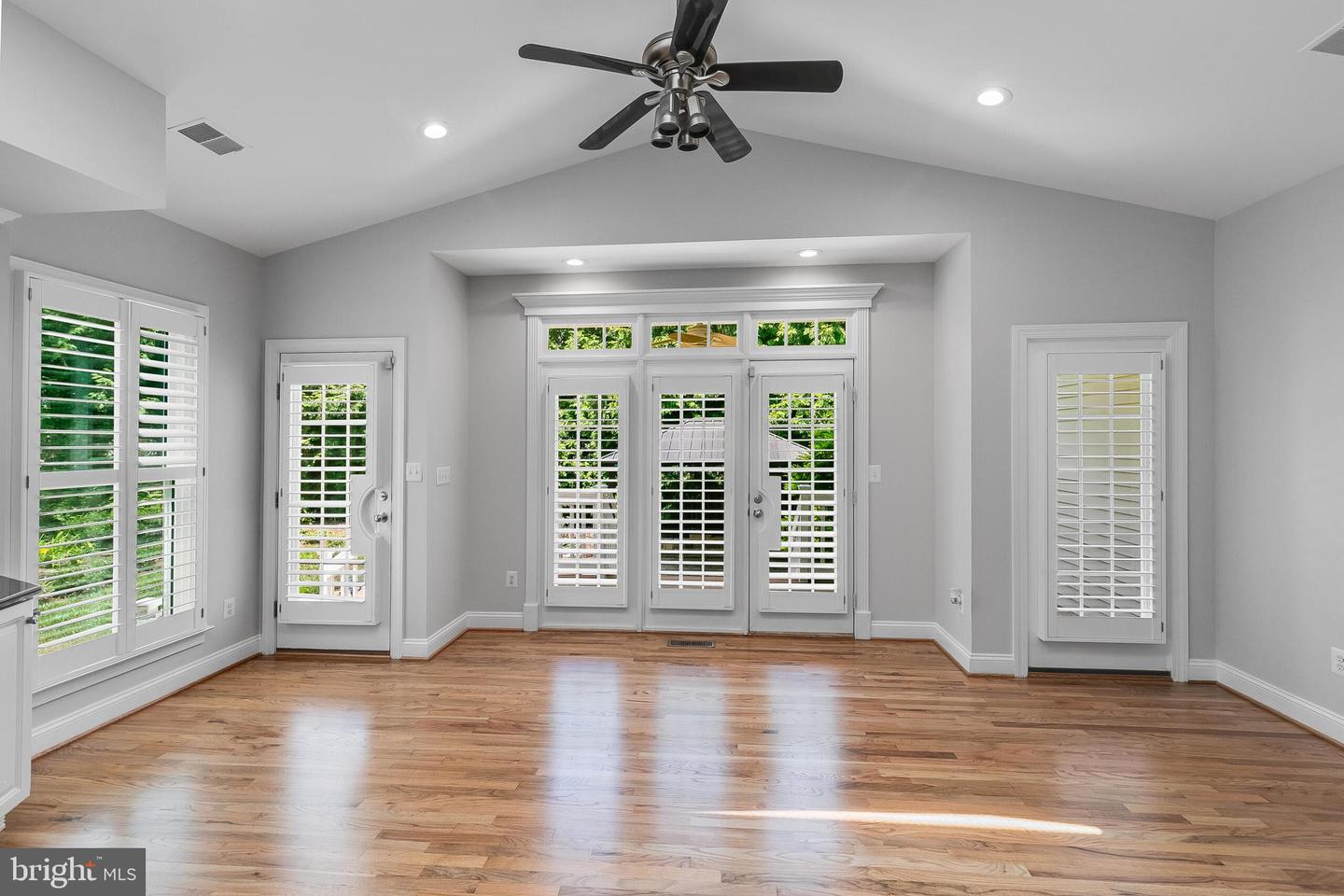 611 CATESBY CT SW, LEESBURG, Virginia 20175, 5 Bedrooms Bedrooms, ,6 BathroomsBathrooms,Residential,For sale,611 CATESBY CT SW,VALO2093906 MLS # VALO2093906