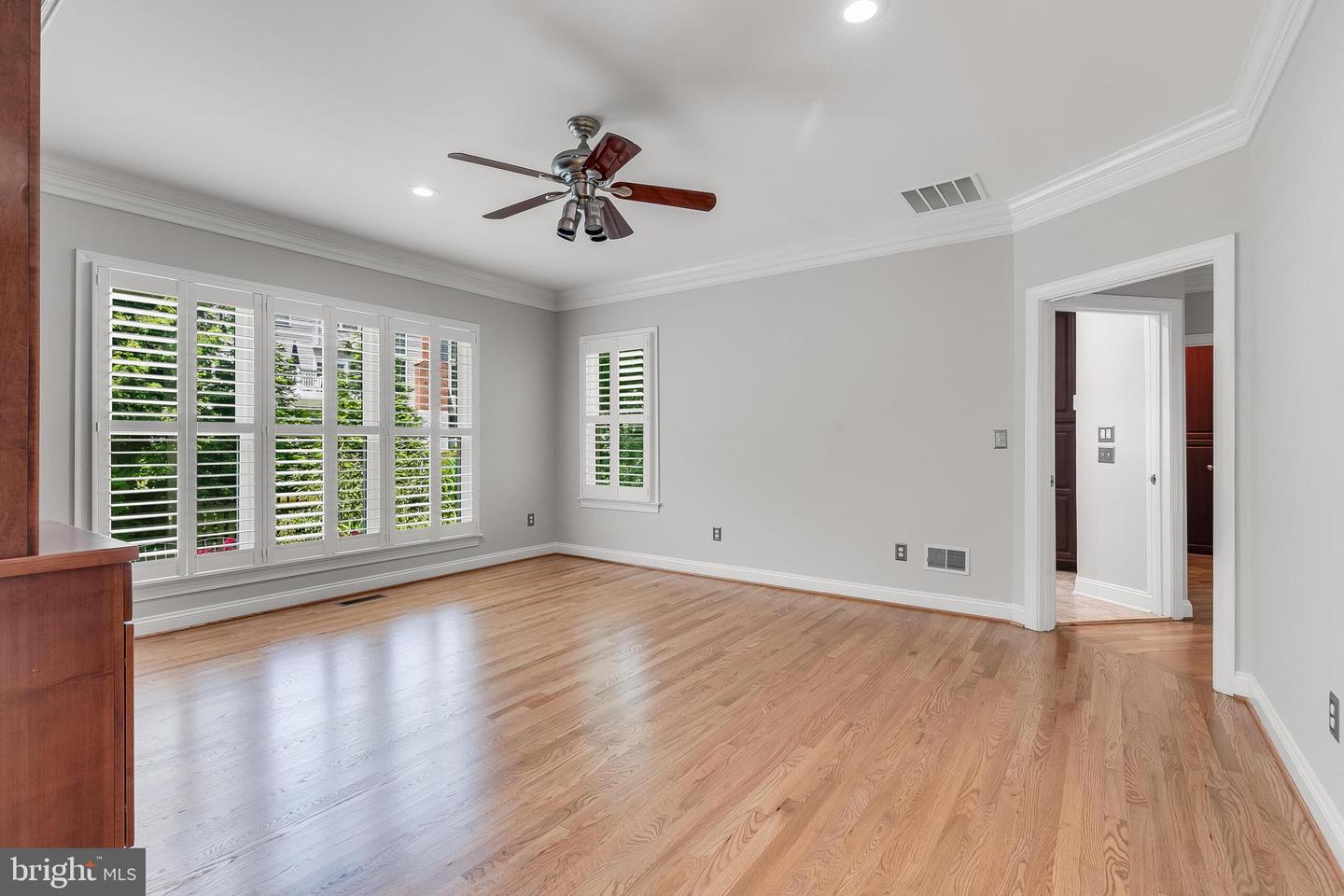 611 CATESBY CT SW, LEESBURG, Virginia 20175, 5 Bedrooms Bedrooms, ,6 BathroomsBathrooms,Residential,For sale,611 CATESBY CT SW,VALO2093906 MLS # VALO2093906