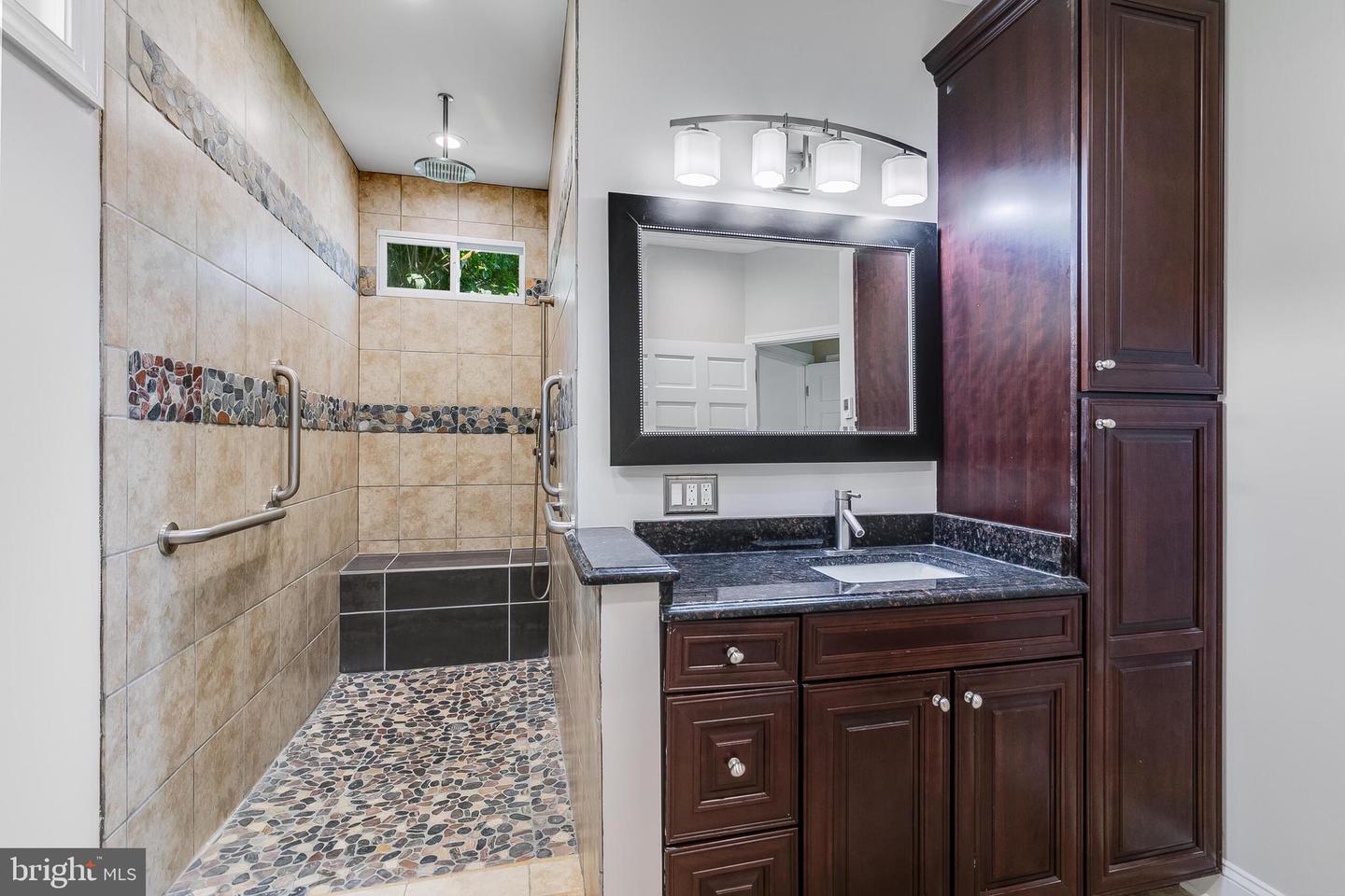 611 CATESBY CT SW, LEESBURG, Virginia 20175, 5 Bedrooms Bedrooms, ,6 BathroomsBathrooms,Residential,For sale,611 CATESBY CT SW,VALO2093906 MLS # VALO2093906