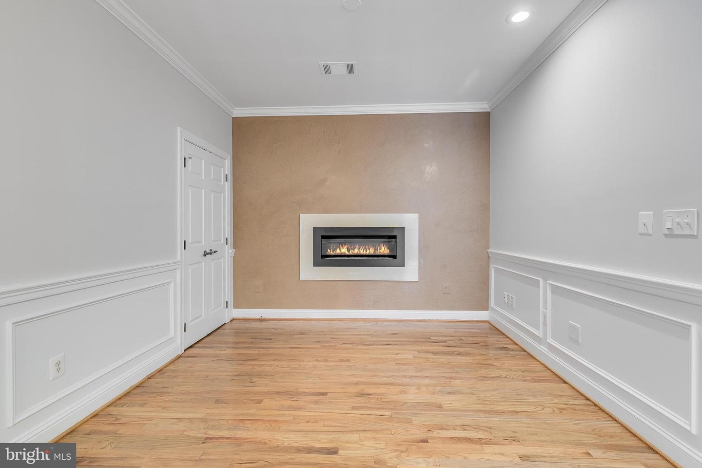 611 CATESBY CT SW, LEESBURG, Virginia 20175, 5 Bedrooms Bedrooms, ,6 BathroomsBathrooms,Residential,For sale,611 CATESBY CT SW,VALO2093906 MLS # VALO2093906