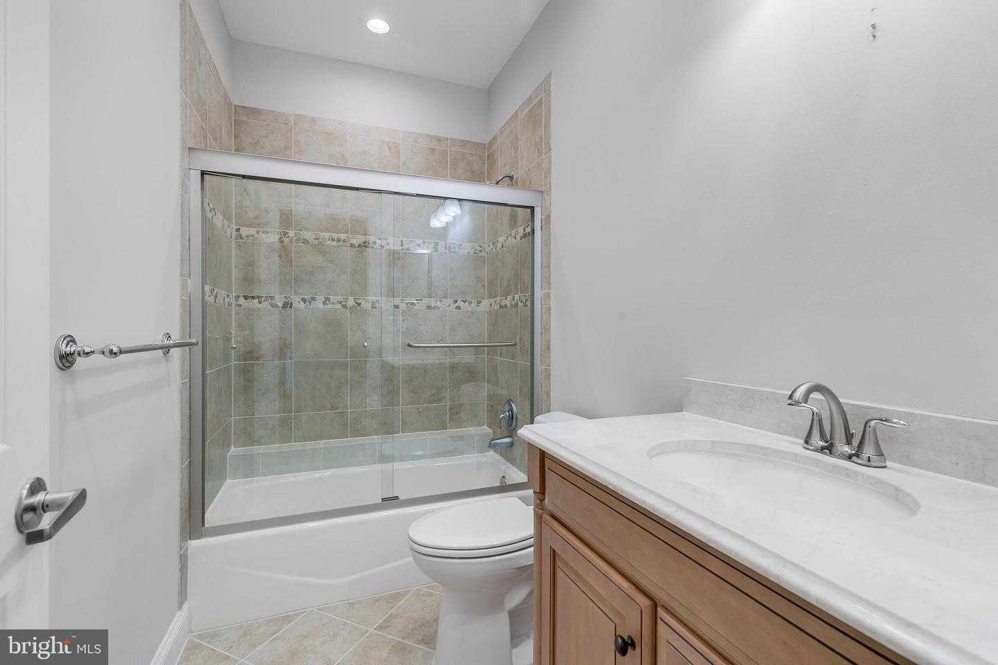 611 CATESBY CT SW, LEESBURG, Virginia 20175, 5 Bedrooms Bedrooms, ,6 BathroomsBathrooms,Residential,For sale,611 CATESBY CT SW,VALO2093906 MLS # VALO2093906