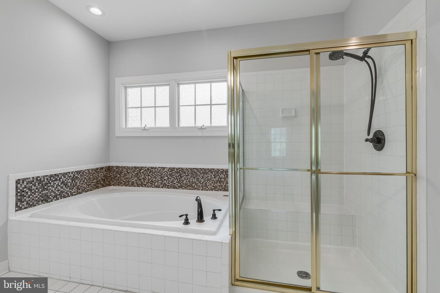 611 CATESBY CT SW, LEESBURG, Virginia 20175, 5 Bedrooms Bedrooms, ,6 BathroomsBathrooms,Residential,For sale,611 CATESBY CT SW,VALO2093906 MLS # VALO2093906