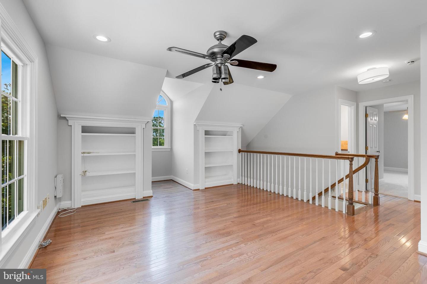 611 CATESBY CT SW, LEESBURG, Virginia 20175, 5 Bedrooms Bedrooms, ,6 BathroomsBathrooms,Residential,For sale,611 CATESBY CT SW,VALO2093906 MLS # VALO2093906