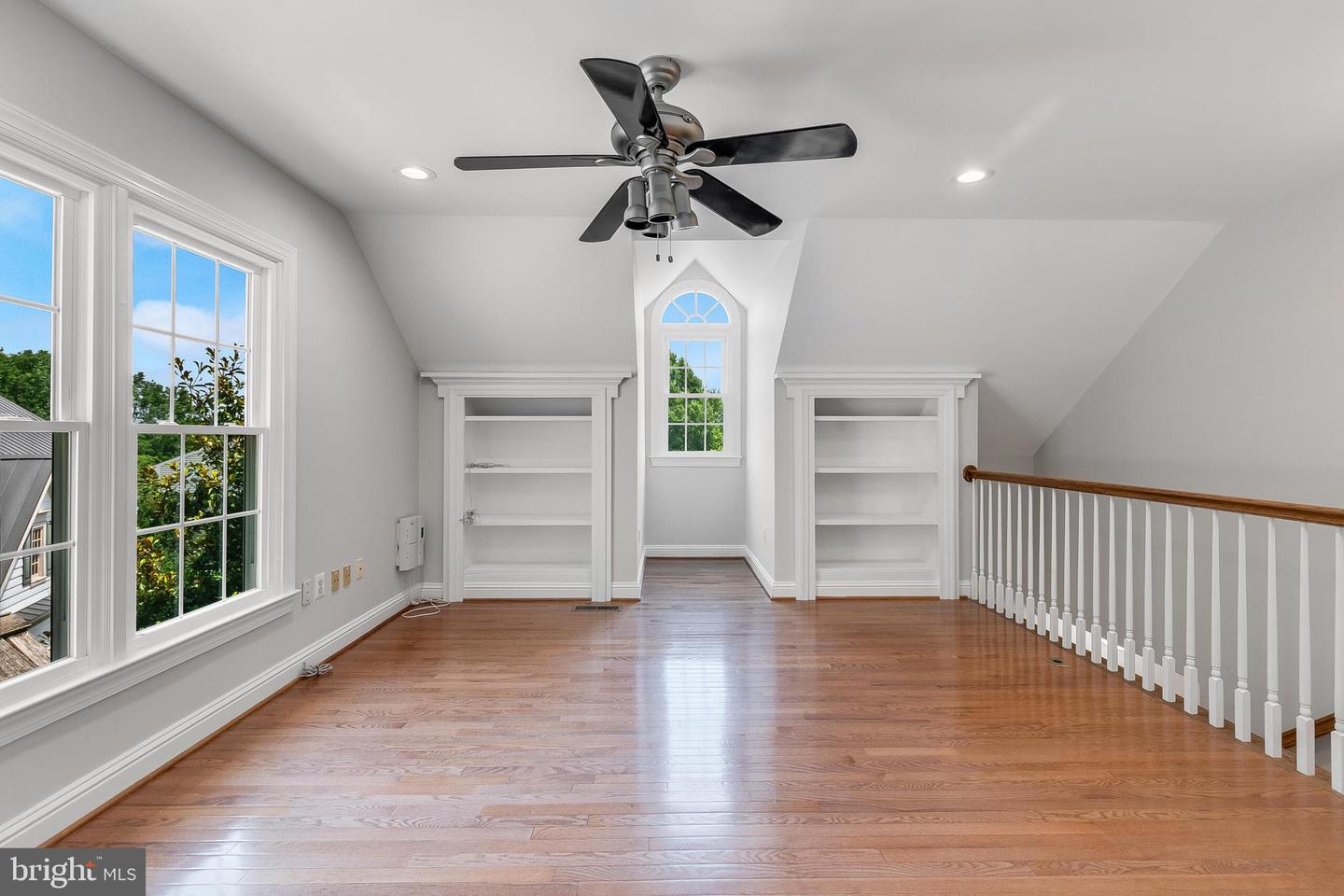 611 CATESBY CT SW, LEESBURG, Virginia 20175, 5 Bedrooms Bedrooms, ,6 BathroomsBathrooms,Residential,For sale,611 CATESBY CT SW,VALO2093906 MLS # VALO2093906
