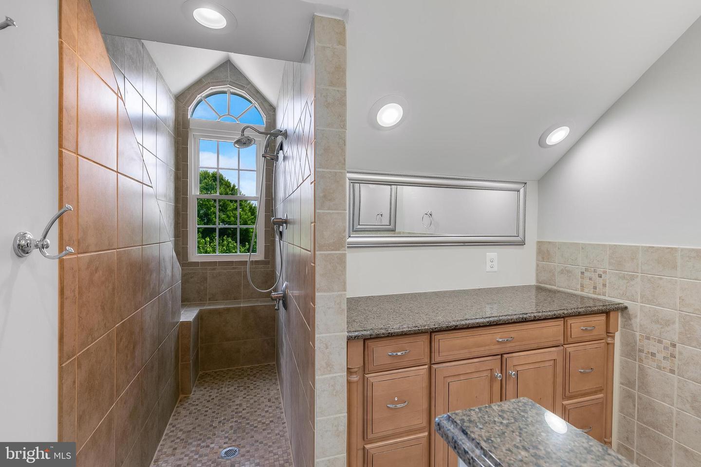 611 CATESBY CT SW, LEESBURG, Virginia 20175, 5 Bedrooms Bedrooms, ,6 BathroomsBathrooms,Residential,For sale,611 CATESBY CT SW,VALO2093906 MLS # VALO2093906