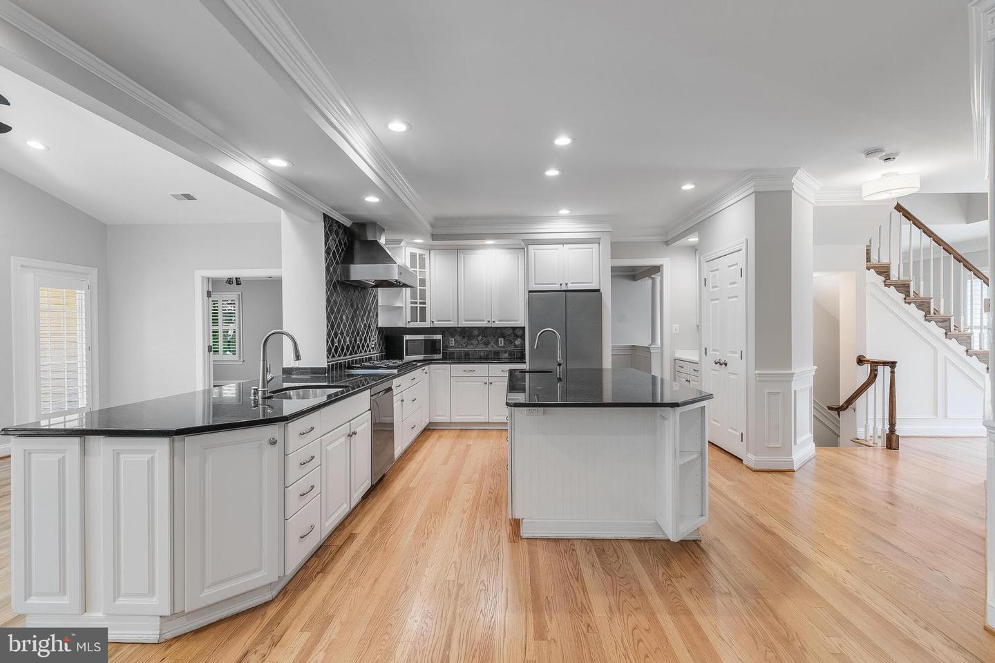 611 CATESBY CT SW, LEESBURG, Virginia 20175, 5 Bedrooms Bedrooms, ,6 BathroomsBathrooms,Residential,For sale,611 CATESBY CT SW,VALO2093906 MLS # VALO2093906