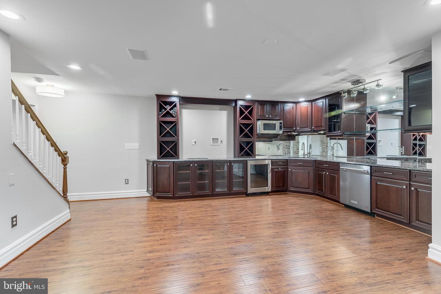 611 CATESBY CT SW, LEESBURG, Virginia 20175, 5 Bedrooms Bedrooms, ,6 BathroomsBathrooms,Residential,For sale,611 CATESBY CT SW,VALO2093906 MLS # VALO2093906