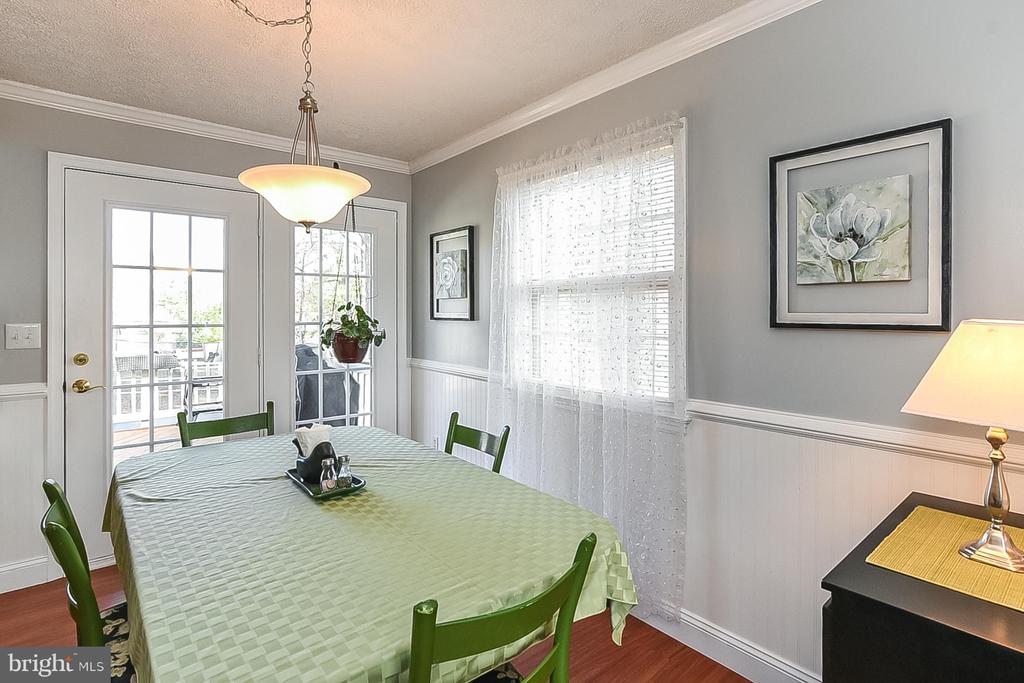 5507 CAROUSEL ST, FREDERICKSBURG, Virginia 22407, 3 Bedrooms Bedrooms, ,2 BathroomsBathrooms,Residential,5507 CAROUSEL ST,VASP2034688 MLS # VASP2034688