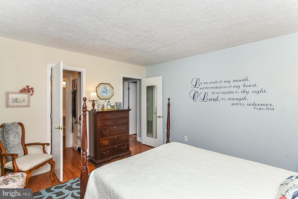5507 CAROUSEL ST, FREDERICKSBURG, Virginia 22407, 3 Bedrooms Bedrooms, ,2 BathroomsBathrooms,Residential,5507 CAROUSEL ST,VASP2034688 MLS # VASP2034688