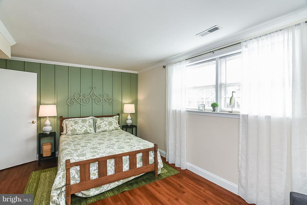 5507 CAROUSEL ST, FREDERICKSBURG, Virginia 22407, 3 Bedrooms Bedrooms, ,2 BathroomsBathrooms,Residential,5507 CAROUSEL ST,VASP2034688 MLS # VASP2034688