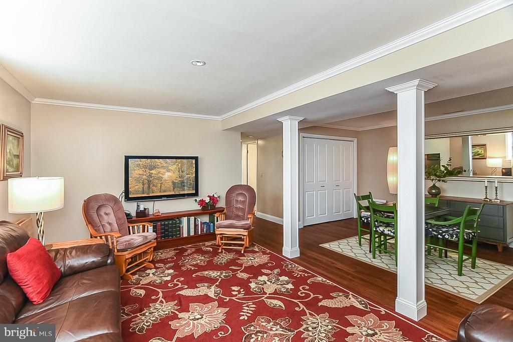 5507 CAROUSEL ST, FREDERICKSBURG, Virginia 22407, 3 Bedrooms Bedrooms, ,2 BathroomsBathrooms,Residential,5507 CAROUSEL ST,VASP2034688 MLS # VASP2034688