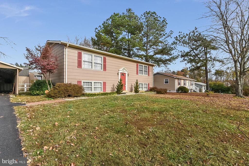 5507 CAROUSEL ST, FREDERICKSBURG, Virginia 22407, 3 Bedrooms Bedrooms, ,2 BathroomsBathrooms,Residential,5507 CAROUSEL ST,VASP2034688 MLS # VASP2034688