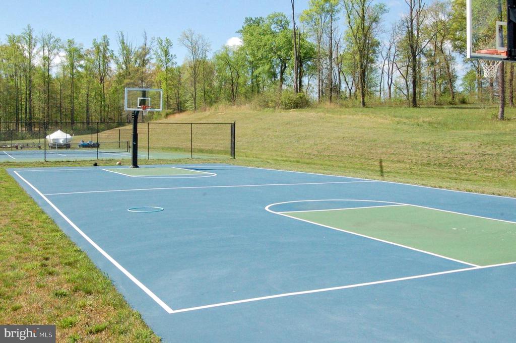 723 RAINBOW RIDGE, BUMPASS, Virginia 23024, 4 Bedrooms Bedrooms, ,2 BathroomsBathrooms,Residential,723 RAINBOW RIDGE,VALA2008290 MLS # VALA2008290