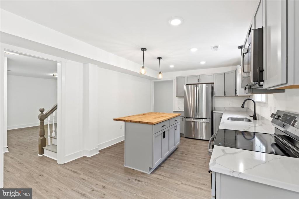 7670 COURTHOUSE RD, SPOTSYLVANIA, Virginia 22551, 4 Bedrooms Bedrooms, ,3 BathroomsBathrooms,Residential,7670 COURTHOUSE RD,VASP2034808 MLS # VASP2034808