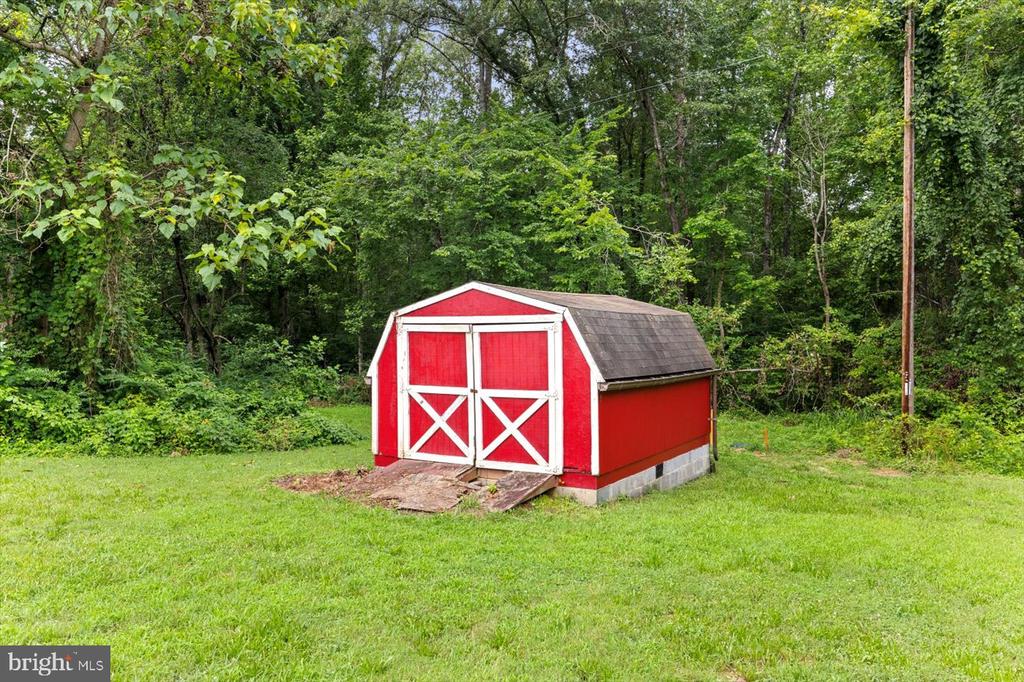 7670 COURTHOUSE RD, SPOTSYLVANIA, Virginia 22551, 4 Bedrooms Bedrooms, ,3 BathroomsBathrooms,Residential,7670 COURTHOUSE RD,VASP2034808 MLS # VASP2034808
