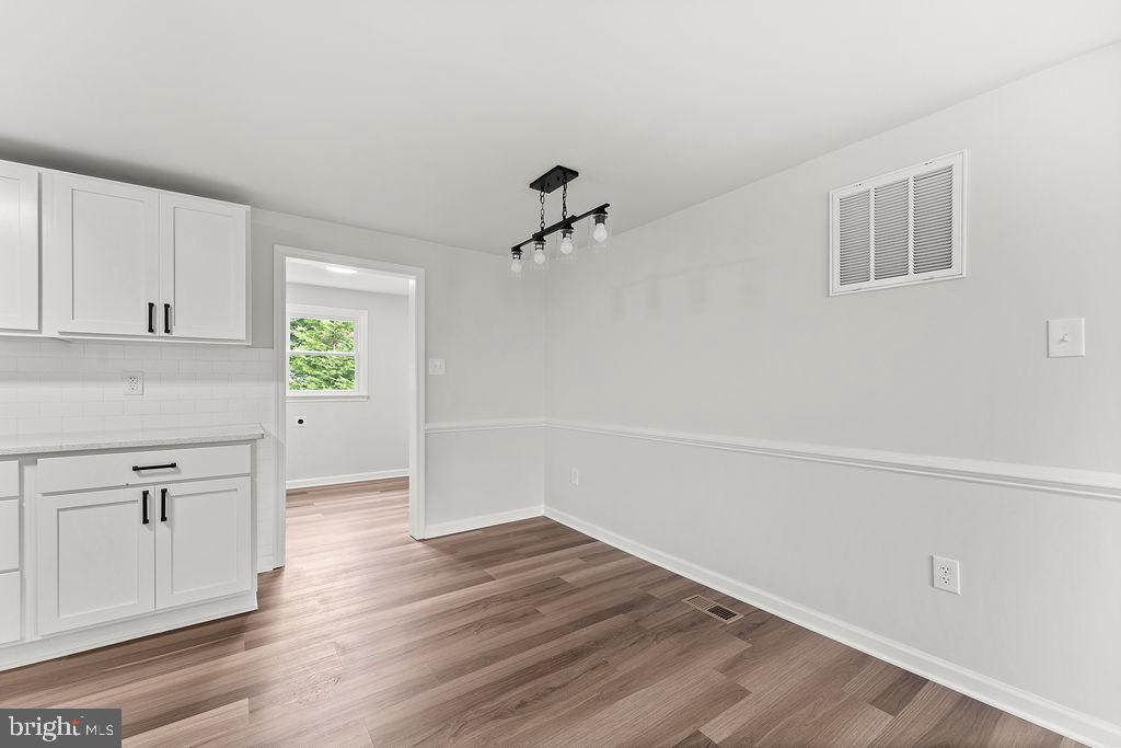 11220 PIEDMONT DR, FREDERICKSBURG, Virginia 22407, 3 Bedrooms Bedrooms, ,2 BathroomsBathrooms,Residential,11220 PIEDMONT DR,VASP2034754 MLS # VASP2034754